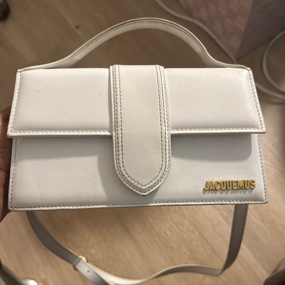 Jacquemus White Crossbody Bag with Gold Accents - Picture 1 of 2